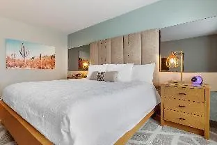 La Quinta Inn & Suites By Wyndham Tempe University, Phoenix Otel