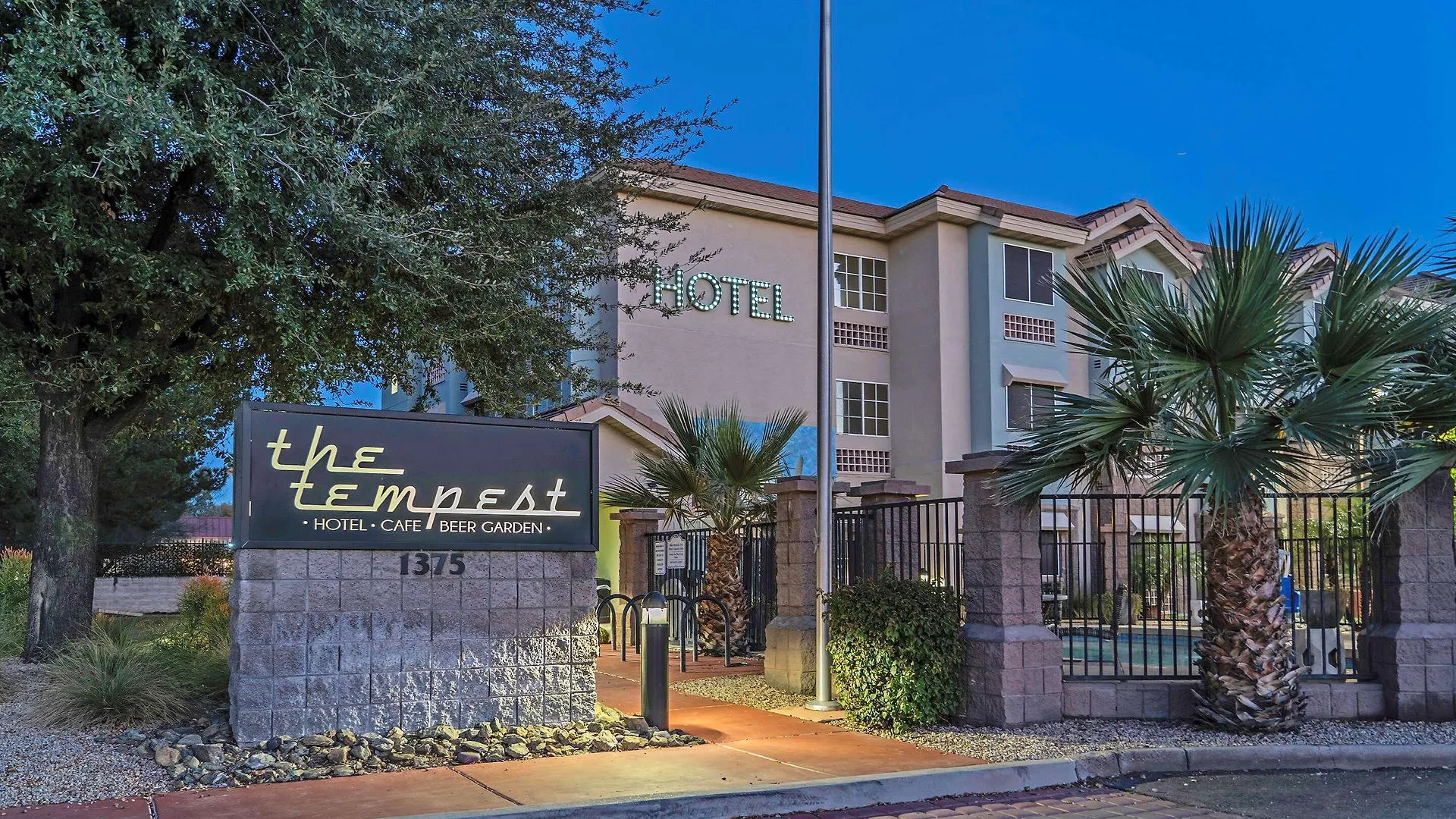 La Quinta Inn & Suites By Wyndham Tempe University, Phoenix