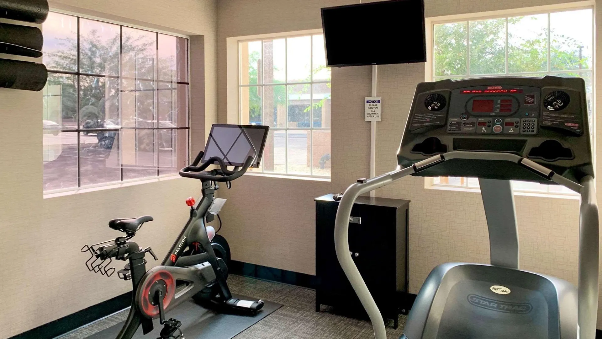 La Quinta Inn & Suites By Wyndham Tempe University, Phoenix 2*,  United States