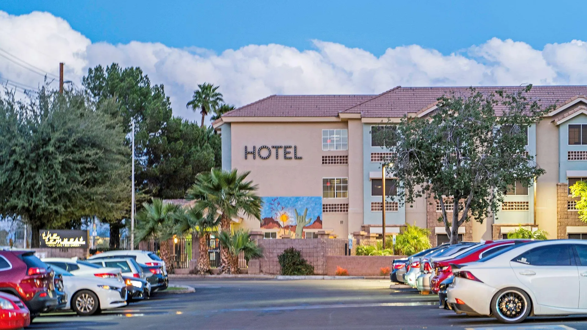 La Quinta Inn & Suites By Wyndham Tempe University, Phoenix 2*,  USA