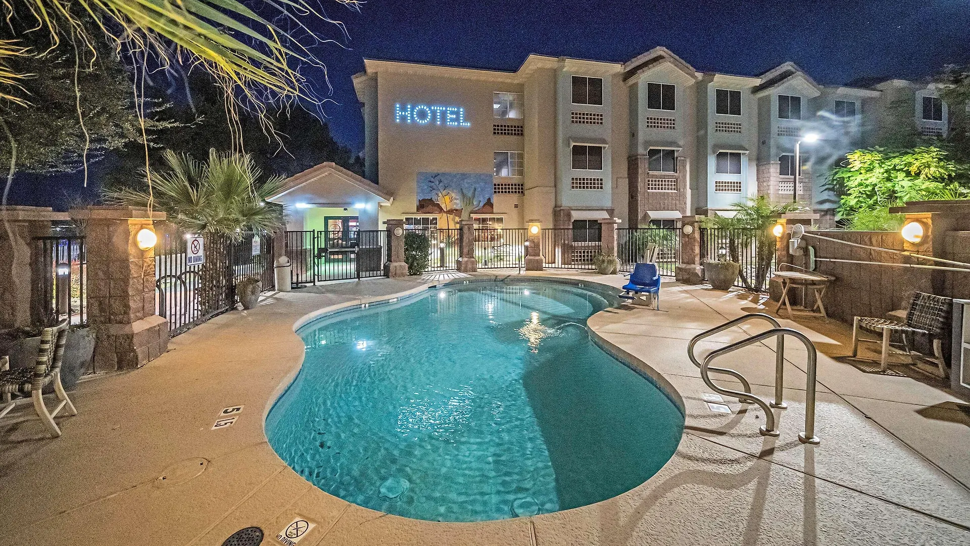 La Quinta Inn & Suites By Wyndham Tempe University, Phoenix